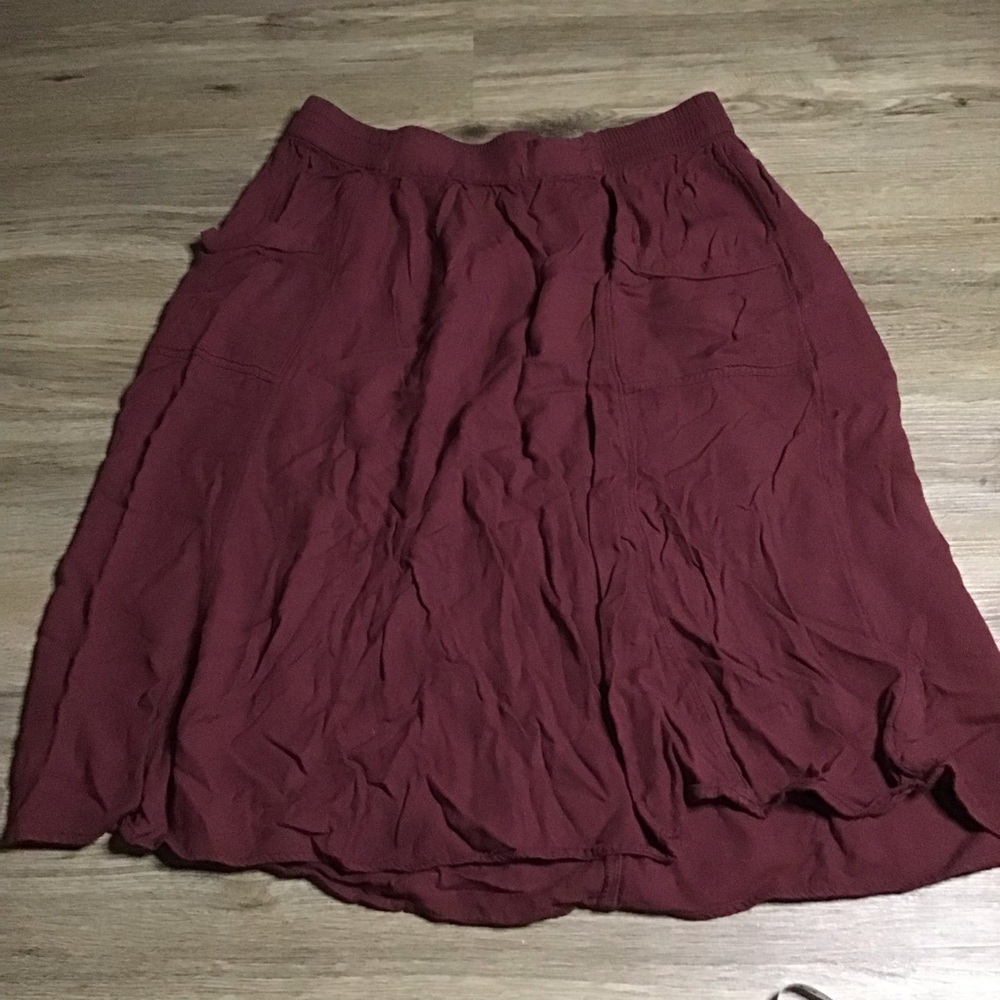 Old Navy MIDI Pocket Skirt